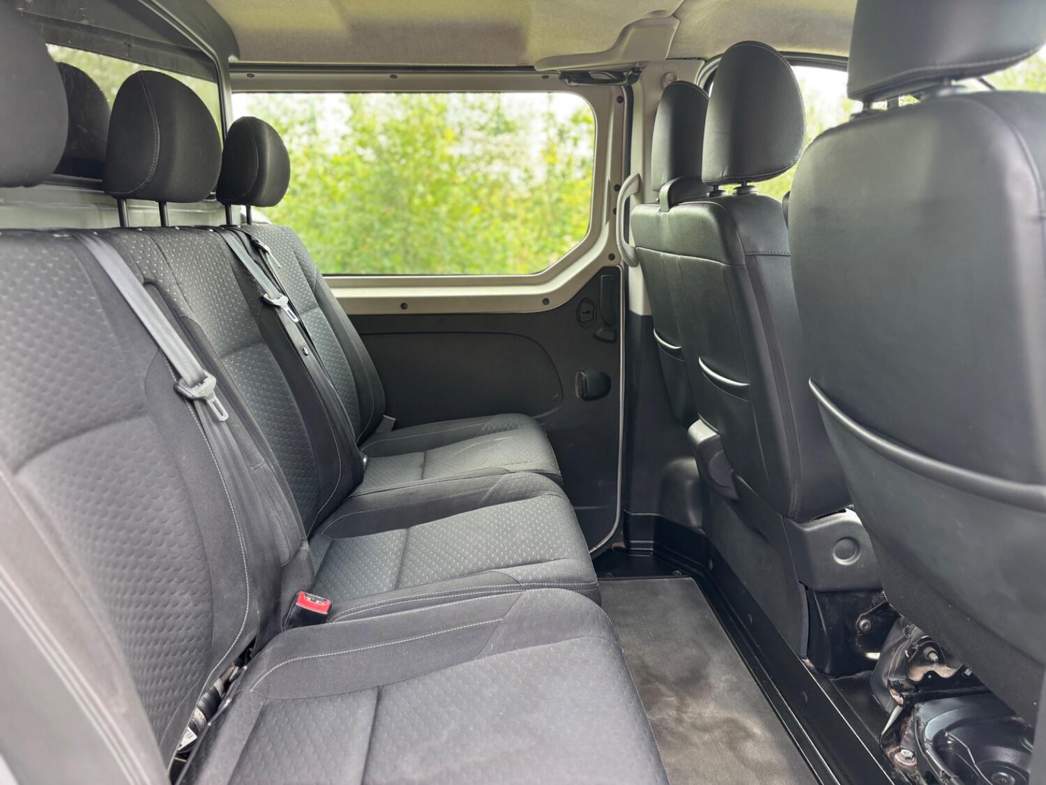 Used Vauxhall Vivaro 2016 for sale - 76712660: Photo 24