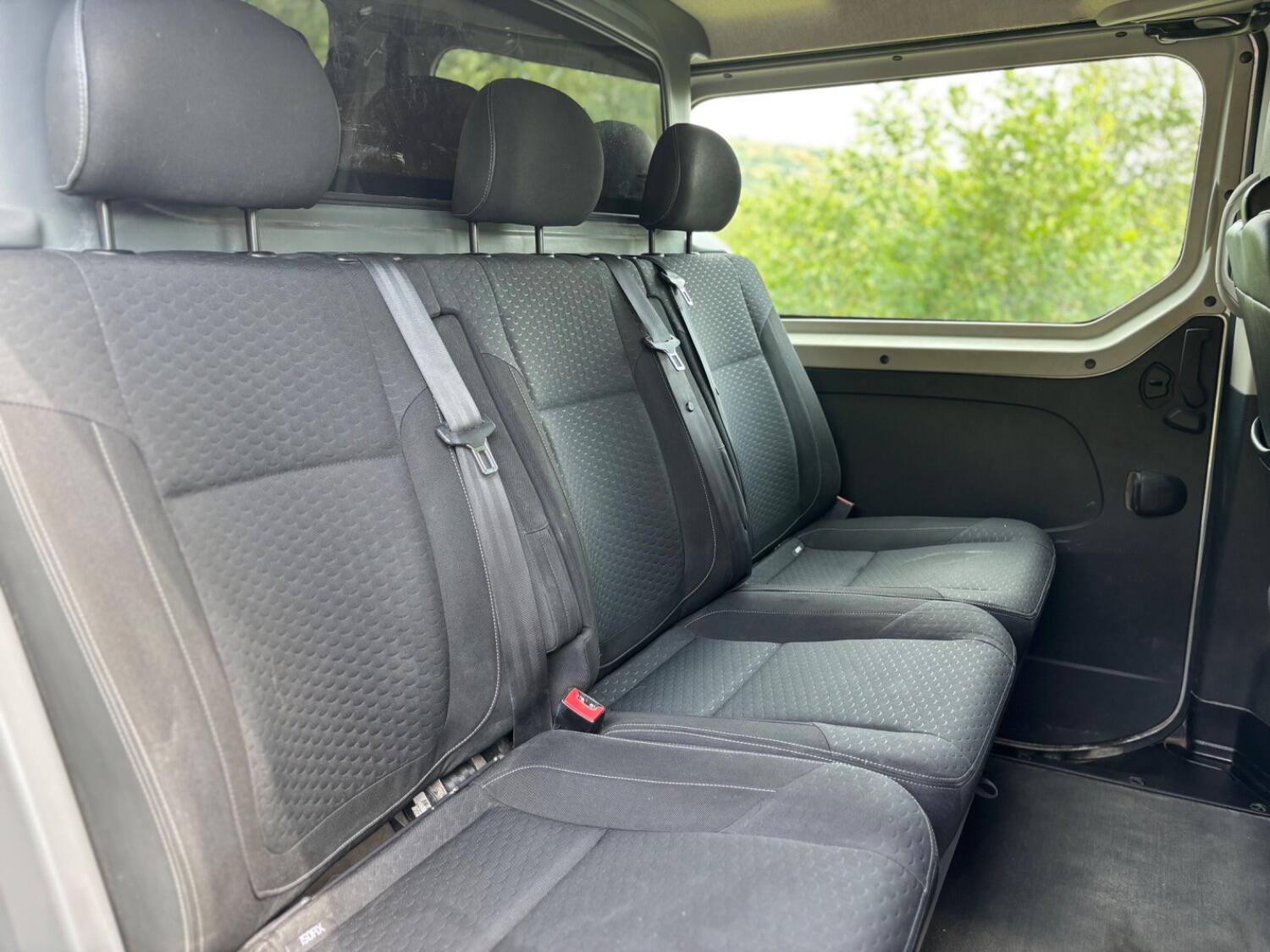 Used Vauxhall Vivaro 2016 for sale - 76712660: Photo 25