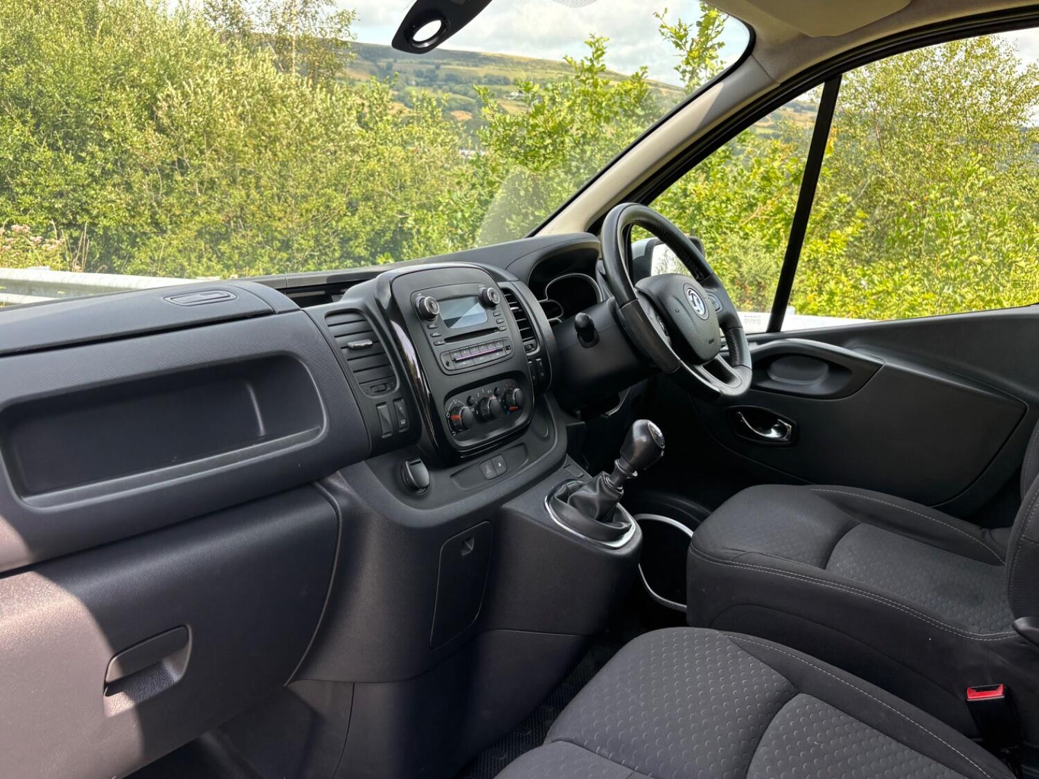 Used Vauxhall Vivaro 2016 for sale - 76712660: Photo 29