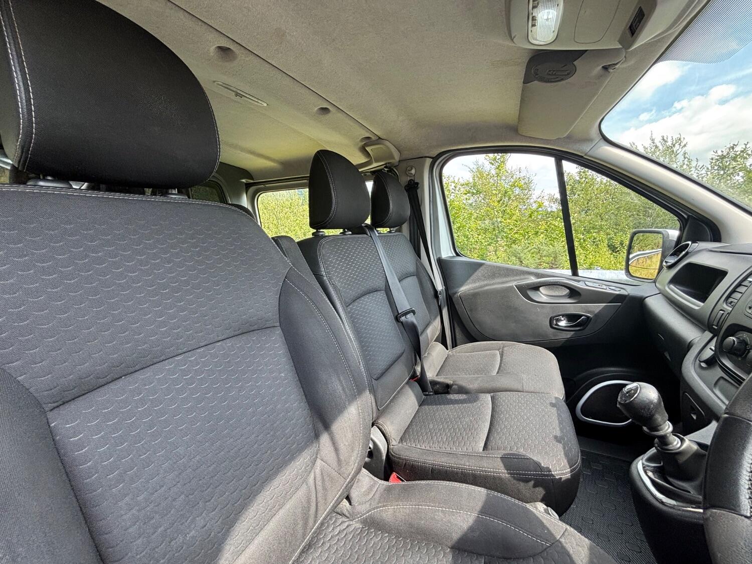 Used Vauxhall Vivaro 2016 for sale - 76712660: Photo 30