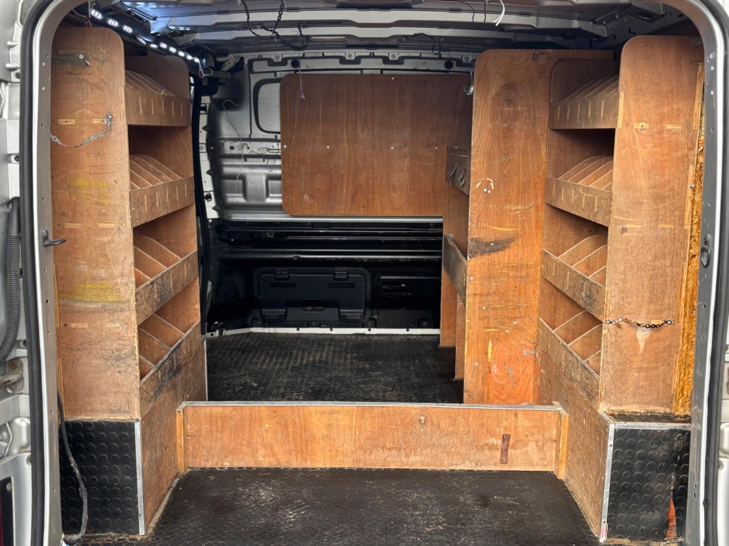 Used Vauxhall Vivaro 2015 for sale - 76407554: Photo 13