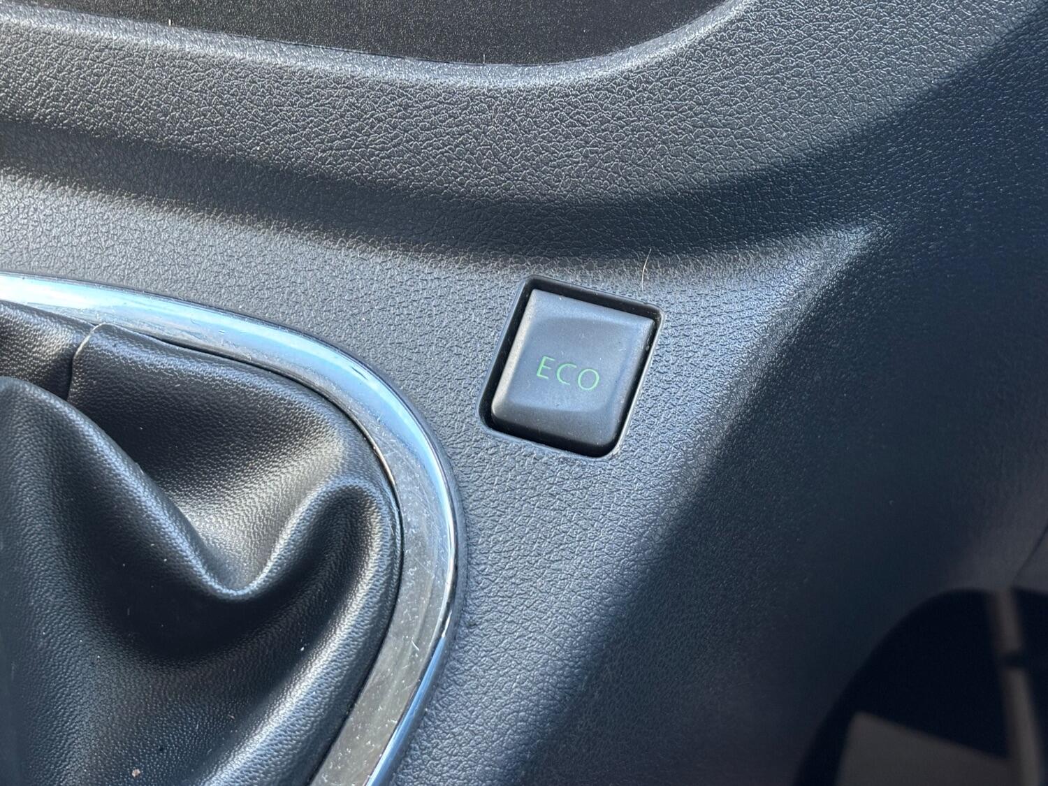 Used Vauxhall Vivaro 2015 for sale - 76407554: Photo 45