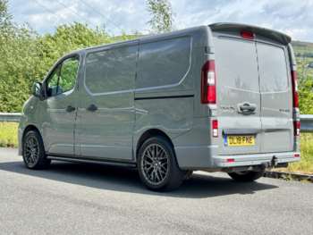 Used Renault Trafic 2018 for sale - 74685787: Photo