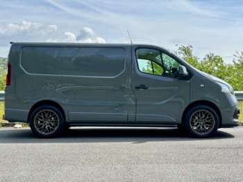 Used Renault Trafic 2018 for sale - 74685787: Photo