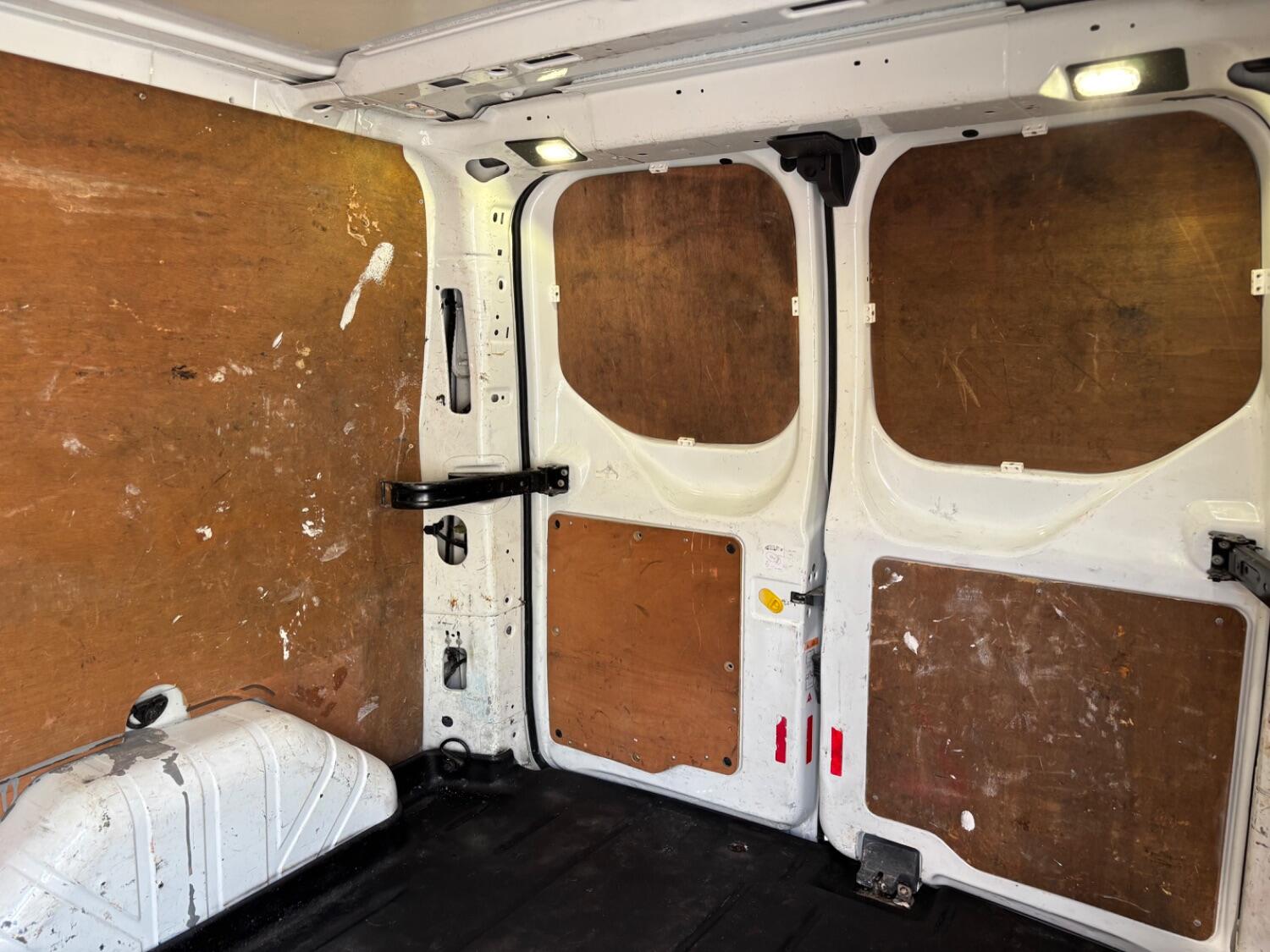 Used Ford Transit Custom 2016 for sale - 76407539: Photo 13