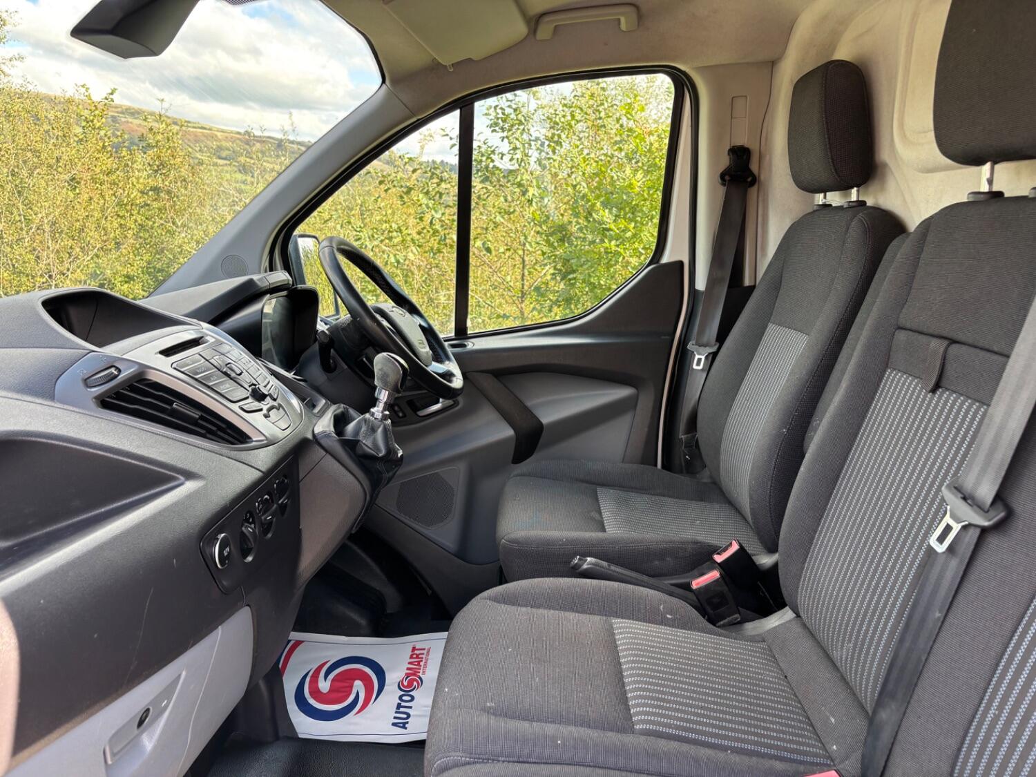 Used Ford Transit Custom 2016 for sale - 76407539: Photo 28