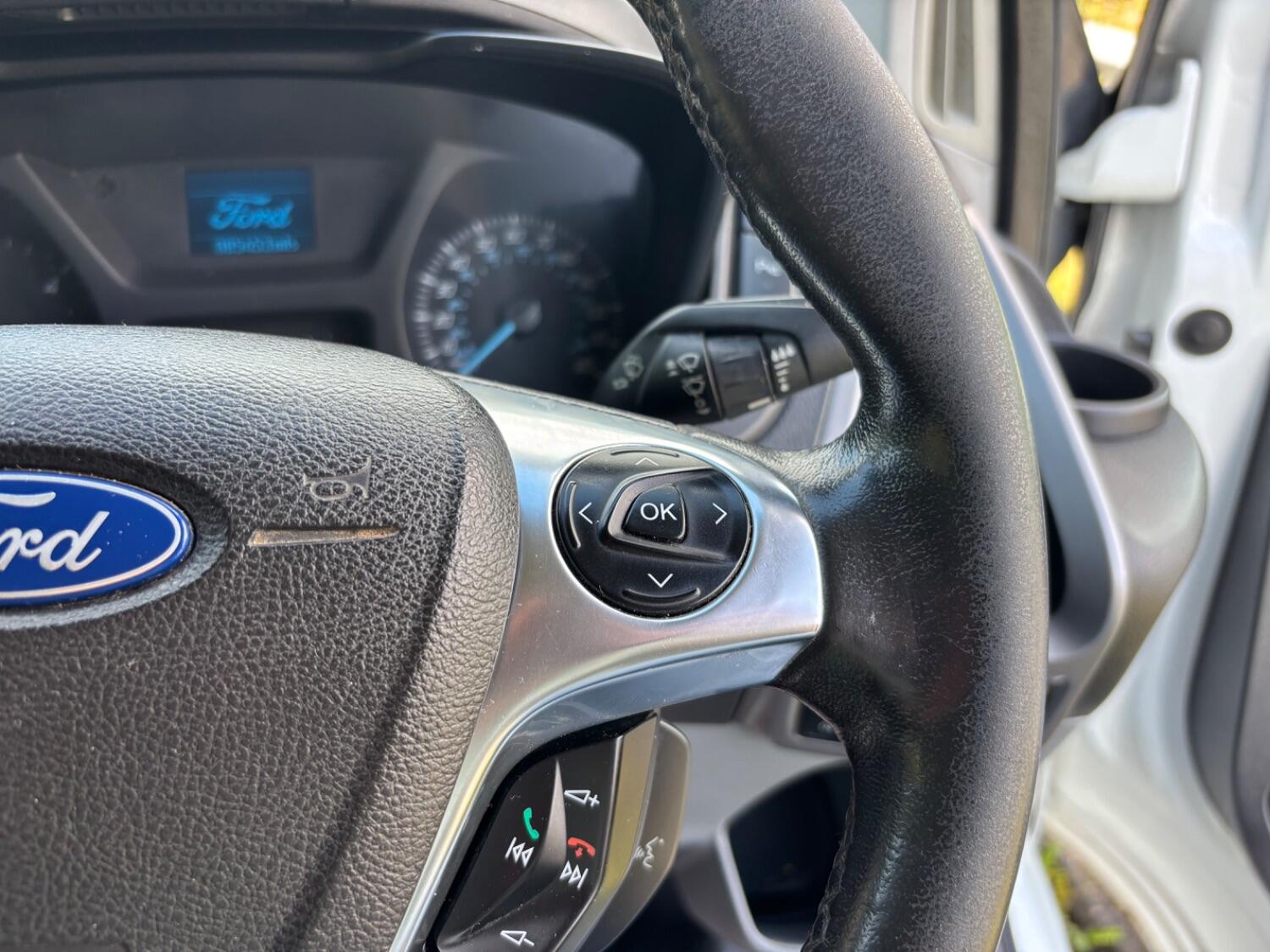 Used Ford Transit Custom 2016 for sale - 76407539: Photo 32