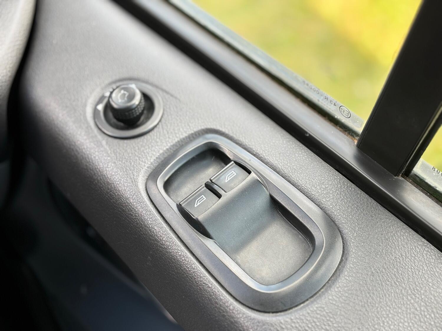 Used Ford Transit Custom 2016 for sale - 76407539: Photo 39