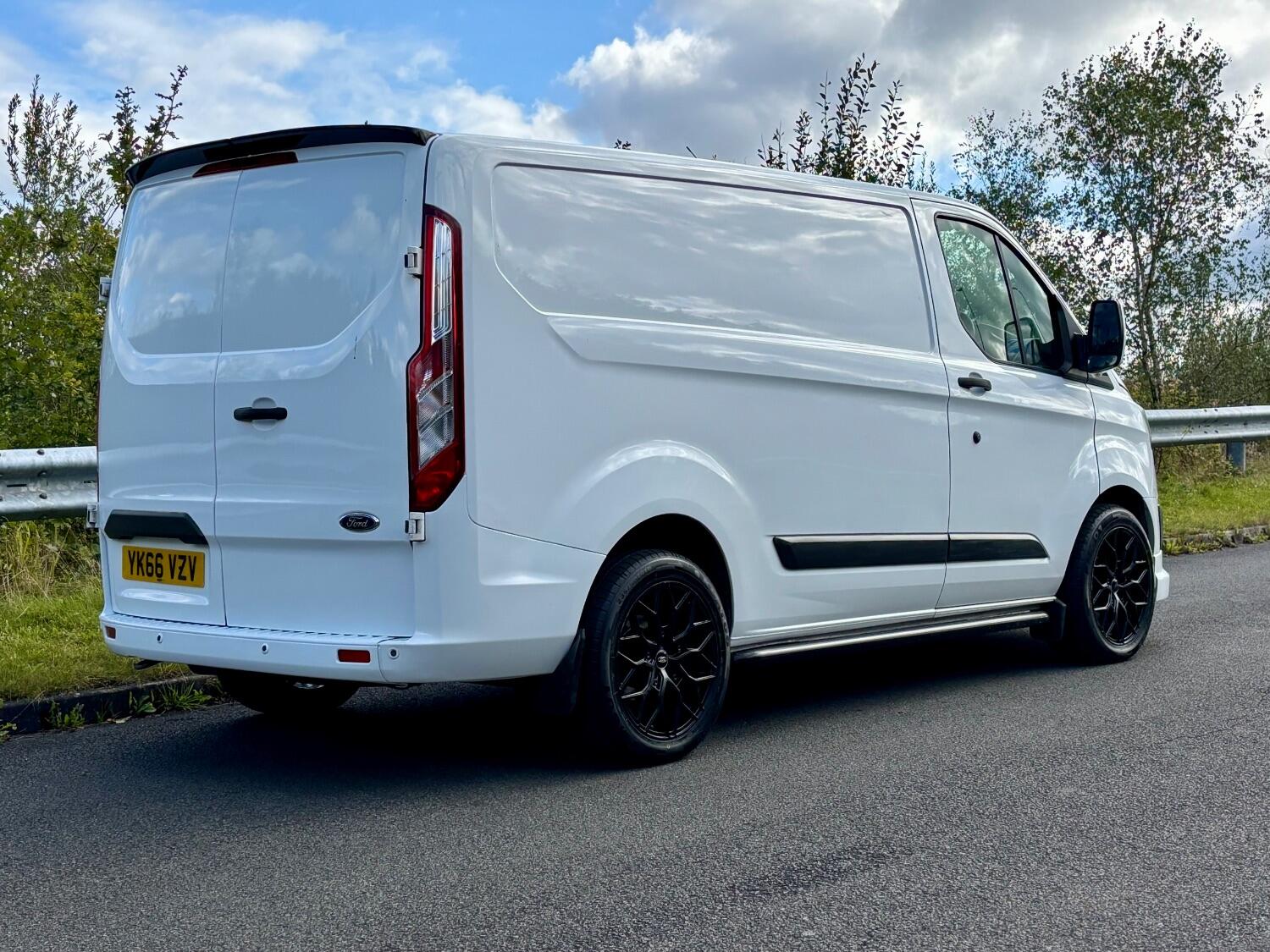 Used Ford Transit Custom 2016 for sale - 76407539: Photo 4