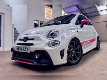 Used Abarth 595 2016 for sale - 79619149: Photo