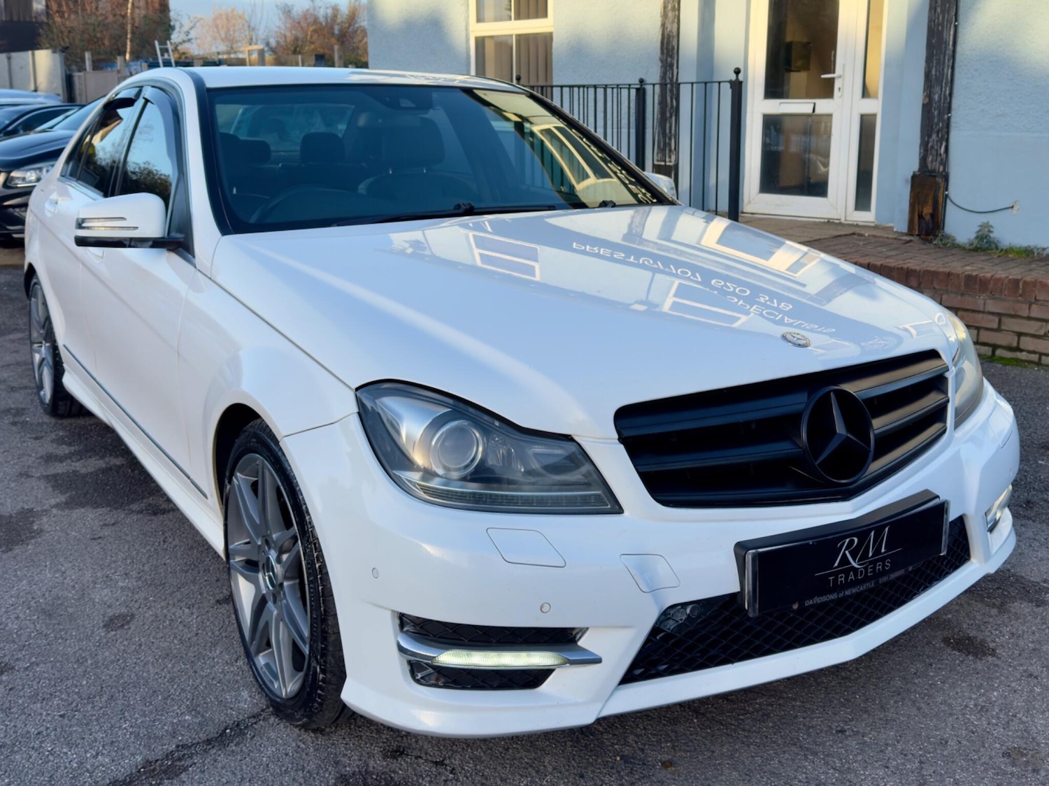 Used Mercedes-Benz C Class 2012 for sale - 76866432: Photo 3