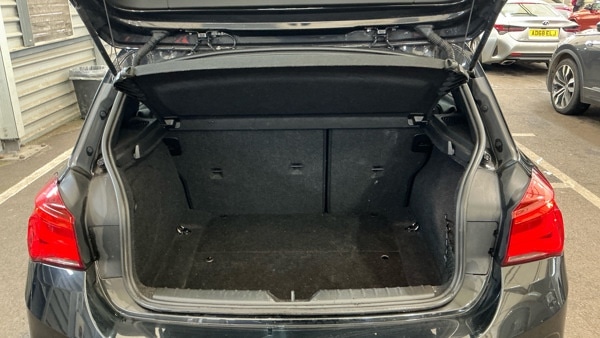 Used BMW 1 Series 2017 for sale - 78167951: Photo 11