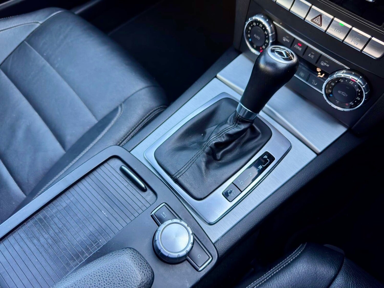 Used Mercedes-Benz C Class 2011 for sale - 77959449: Photo 16