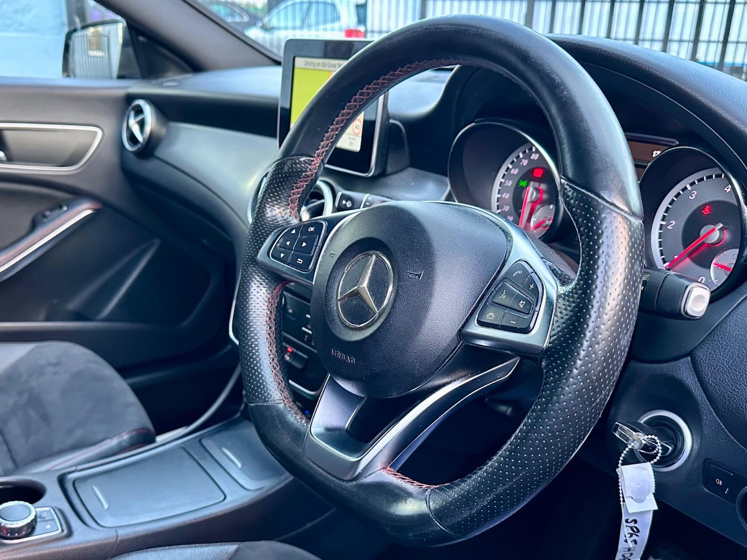 Used Mercedes-Benz CLA 2015 for sale - 76388155: Photo 30