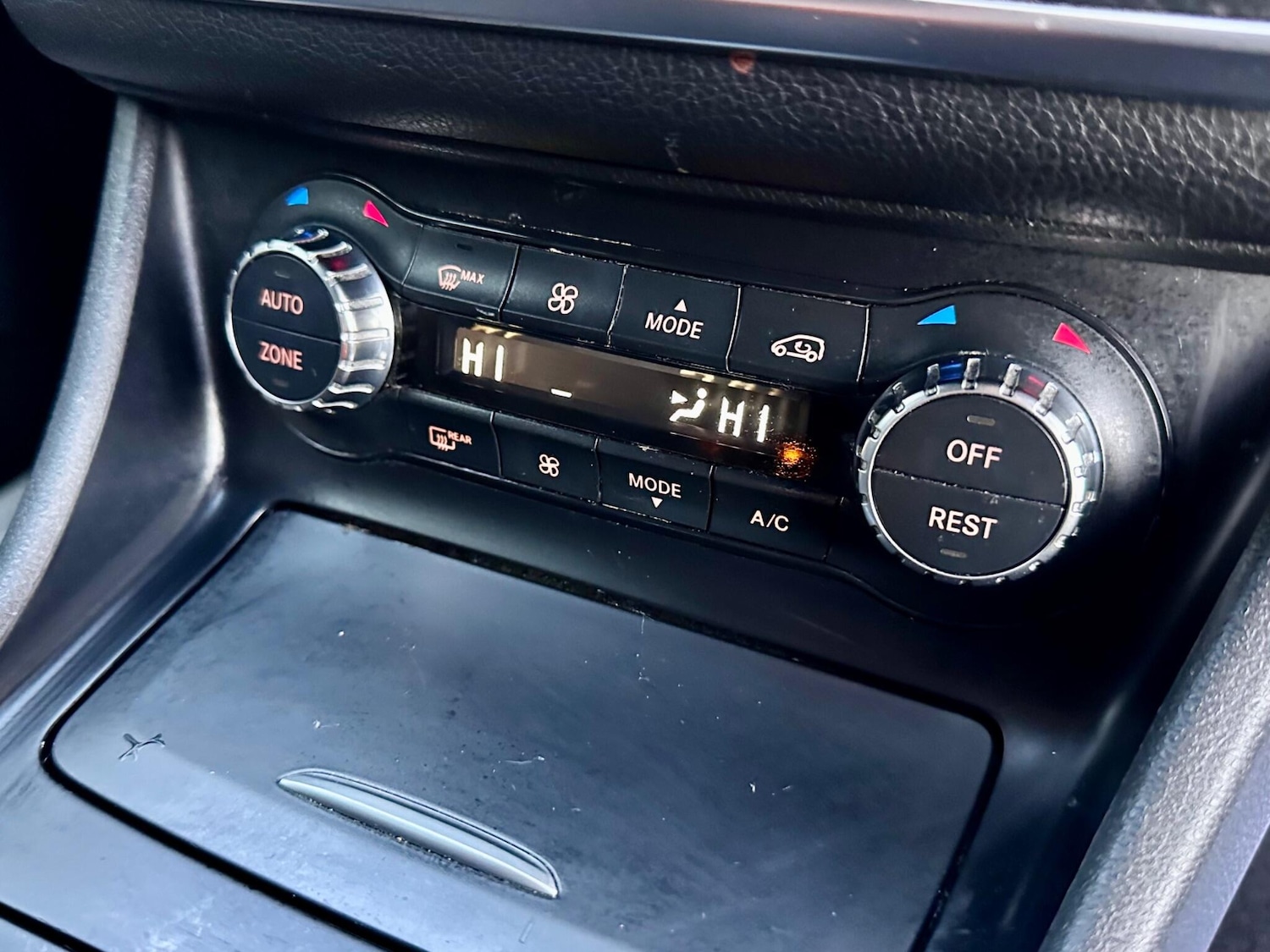 Used Mercedes-Benz CLA 2015 for sale - 76388155: Photo 45