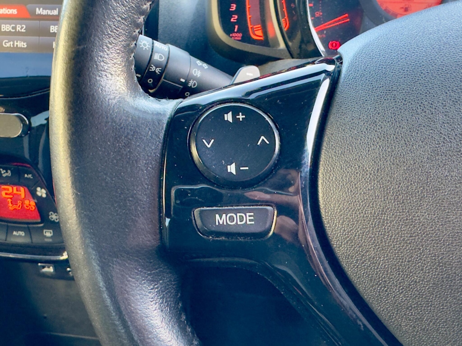 Used Toyota AYGO 2018 for sale - 77460519: Photo 22