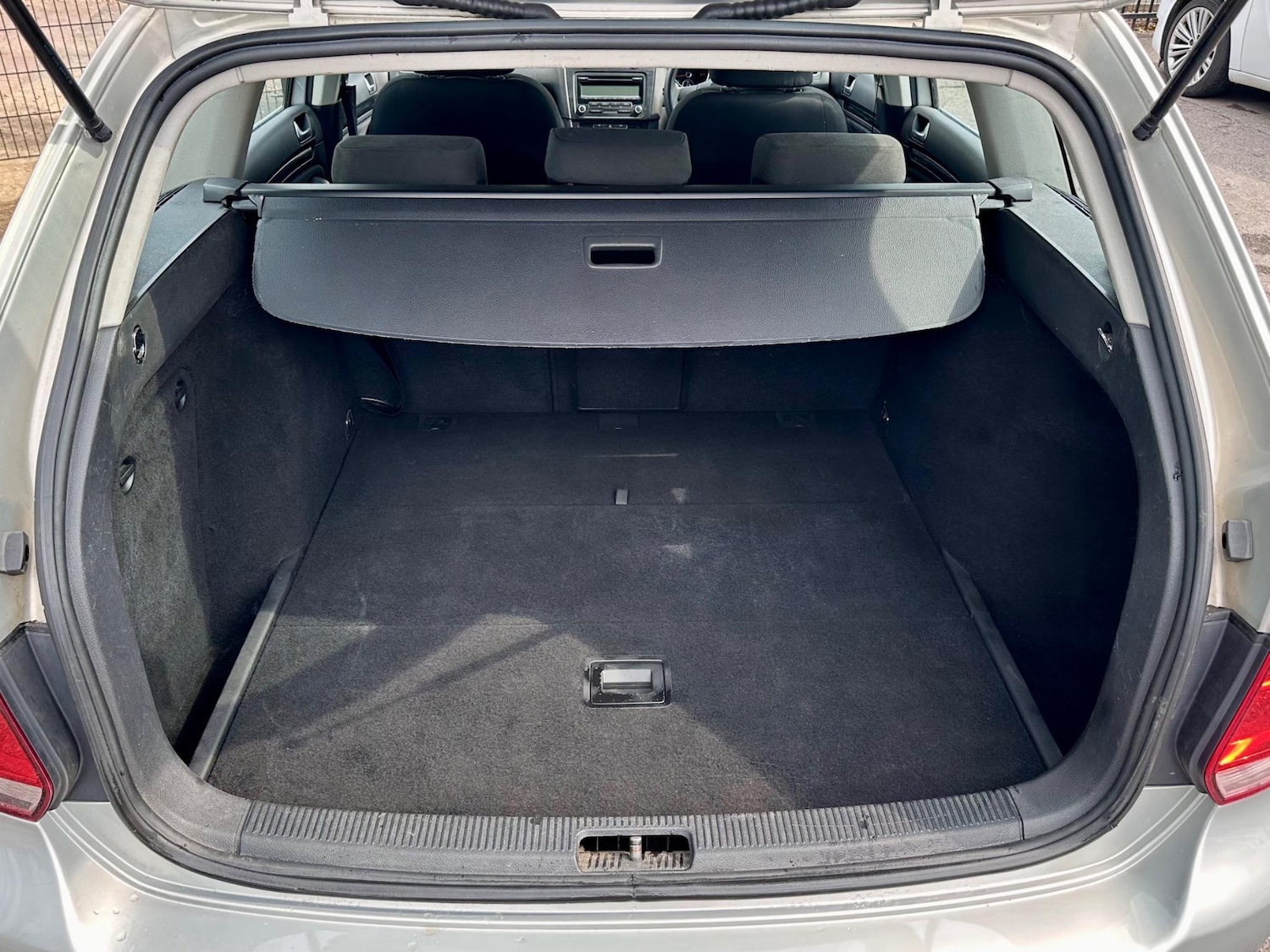 Vehicle 28