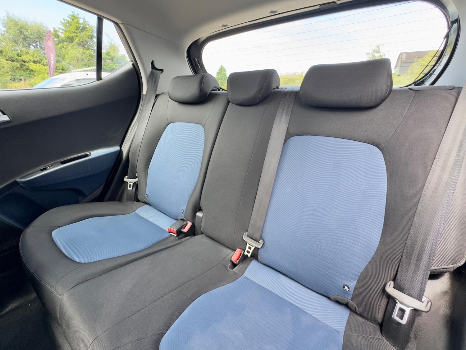 Used Hyundai i10 2014 for sale - 77460547: Photo 19