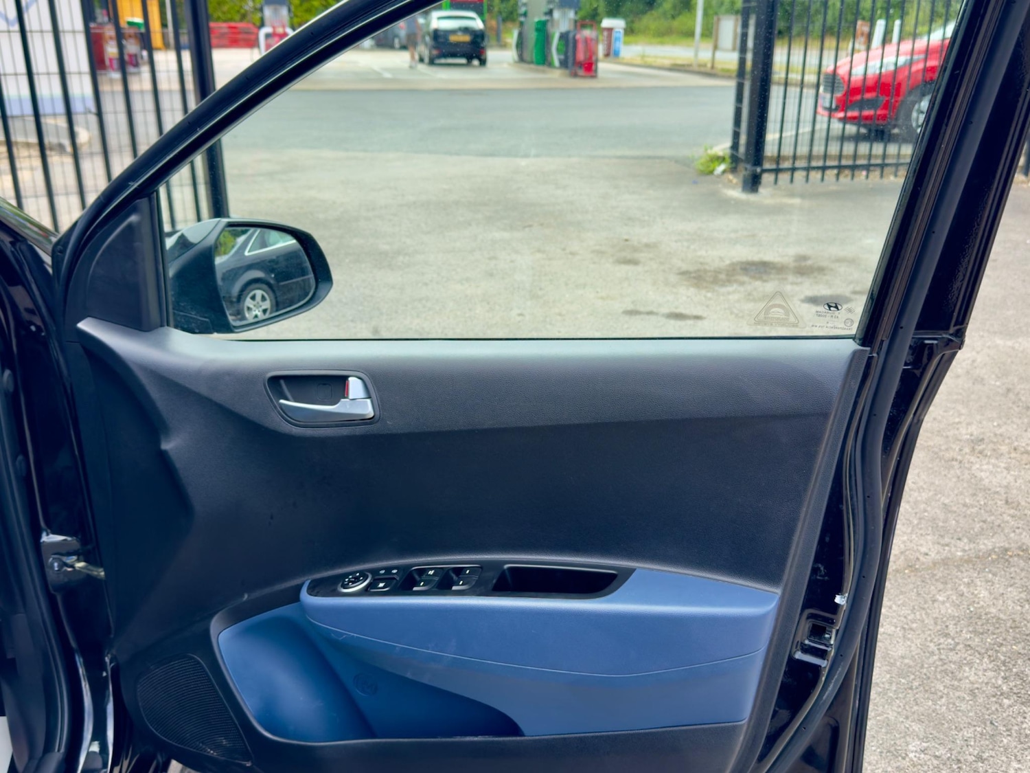 Used Hyundai i10 2014 for sale - 77460547: Photo 20