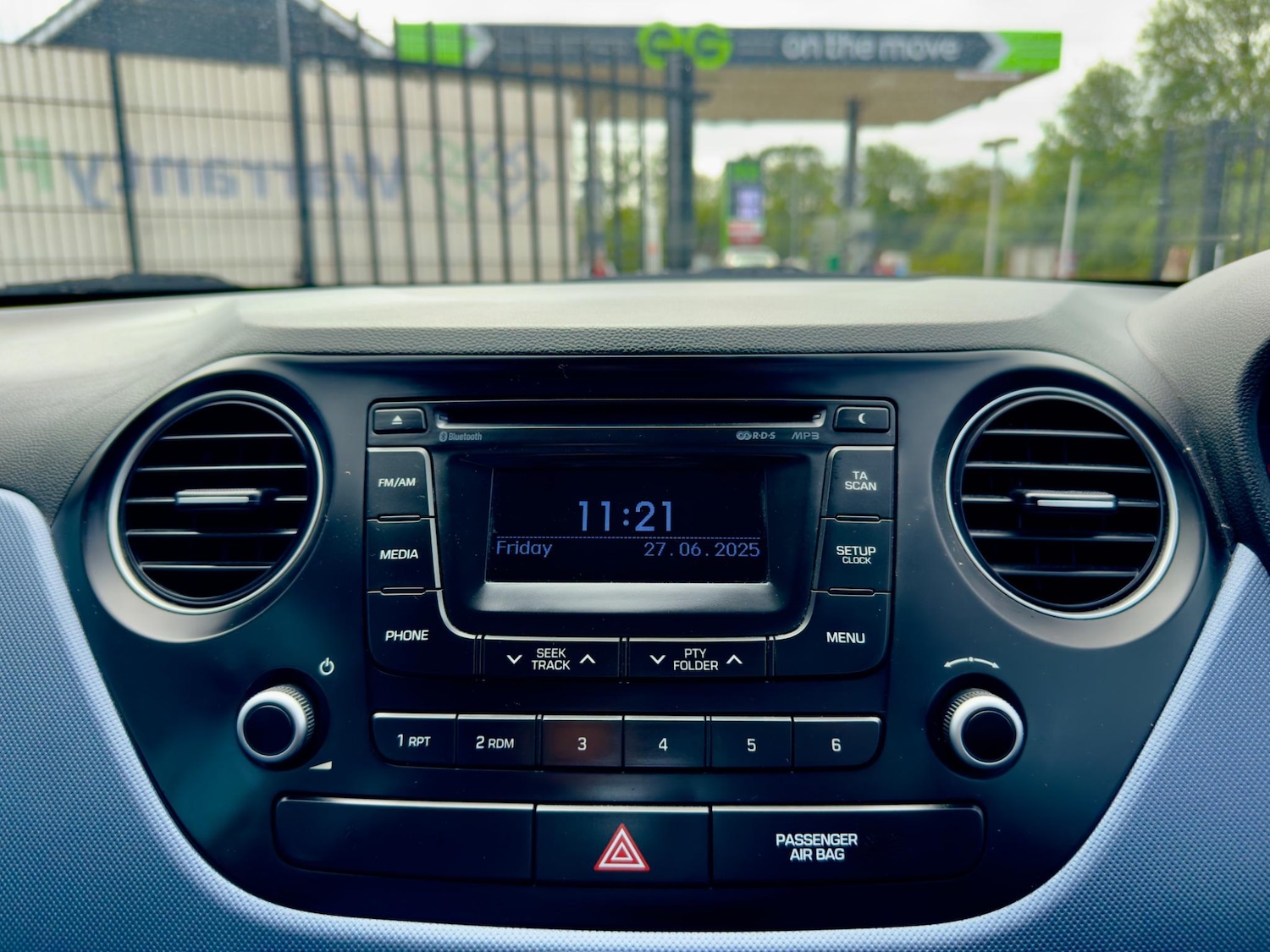 Used Hyundai i10 2014 for sale - 77460547: Photo 28