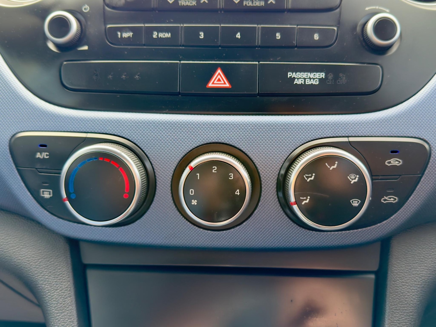 Used Hyundai i10 2014 for sale - 77460547: Photo 31