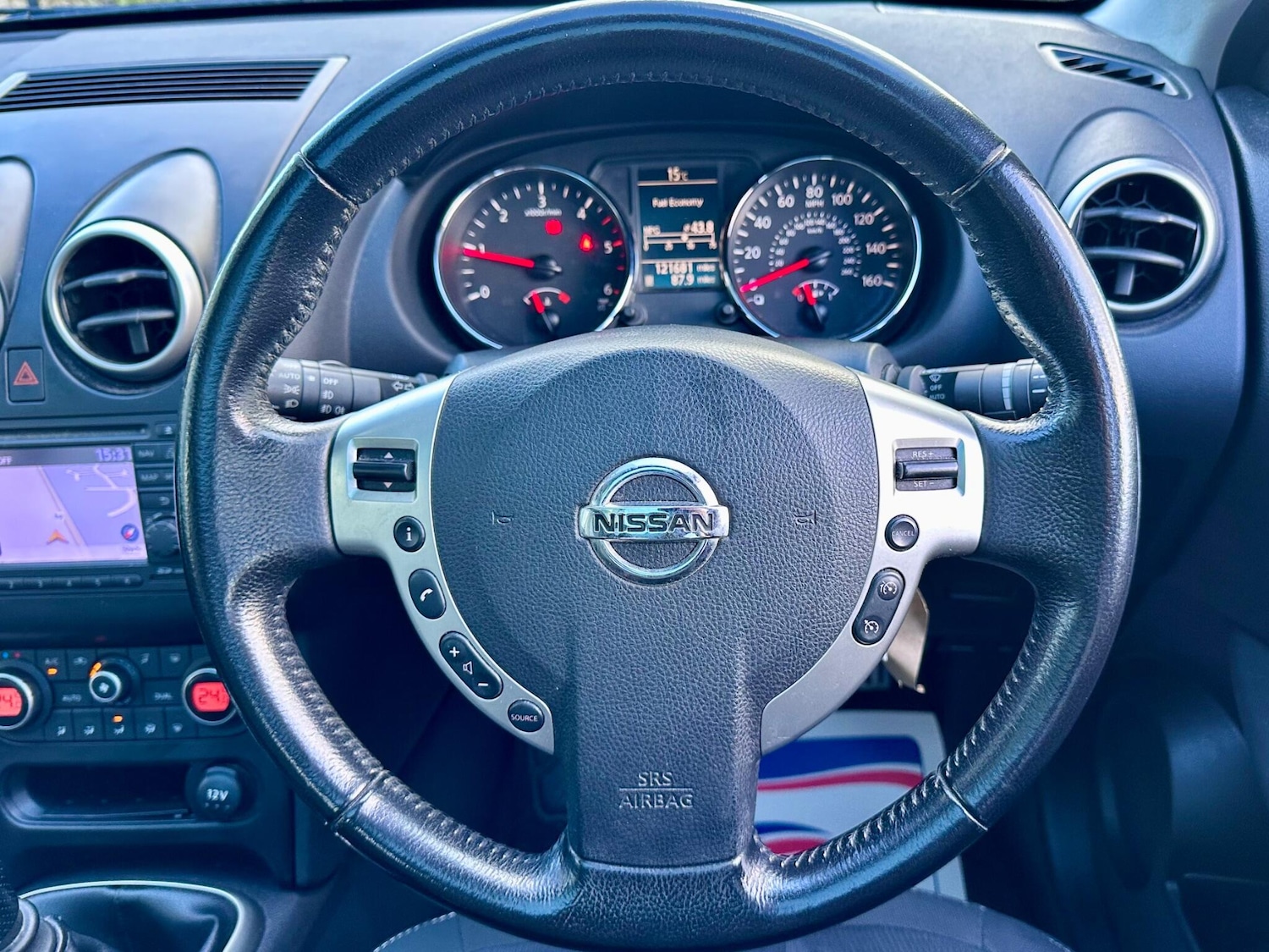 Used Nissan Qashqai for sale - 76440402: Photo 26