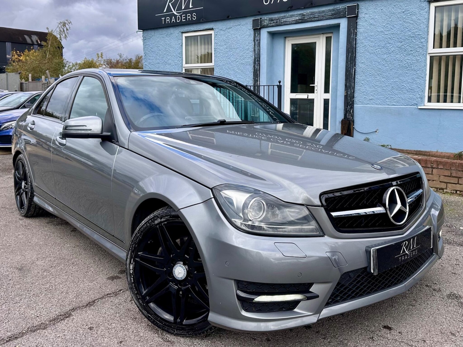 Used Mercedes-Benz C Class 2013 for sale - 76326258: Photo 2