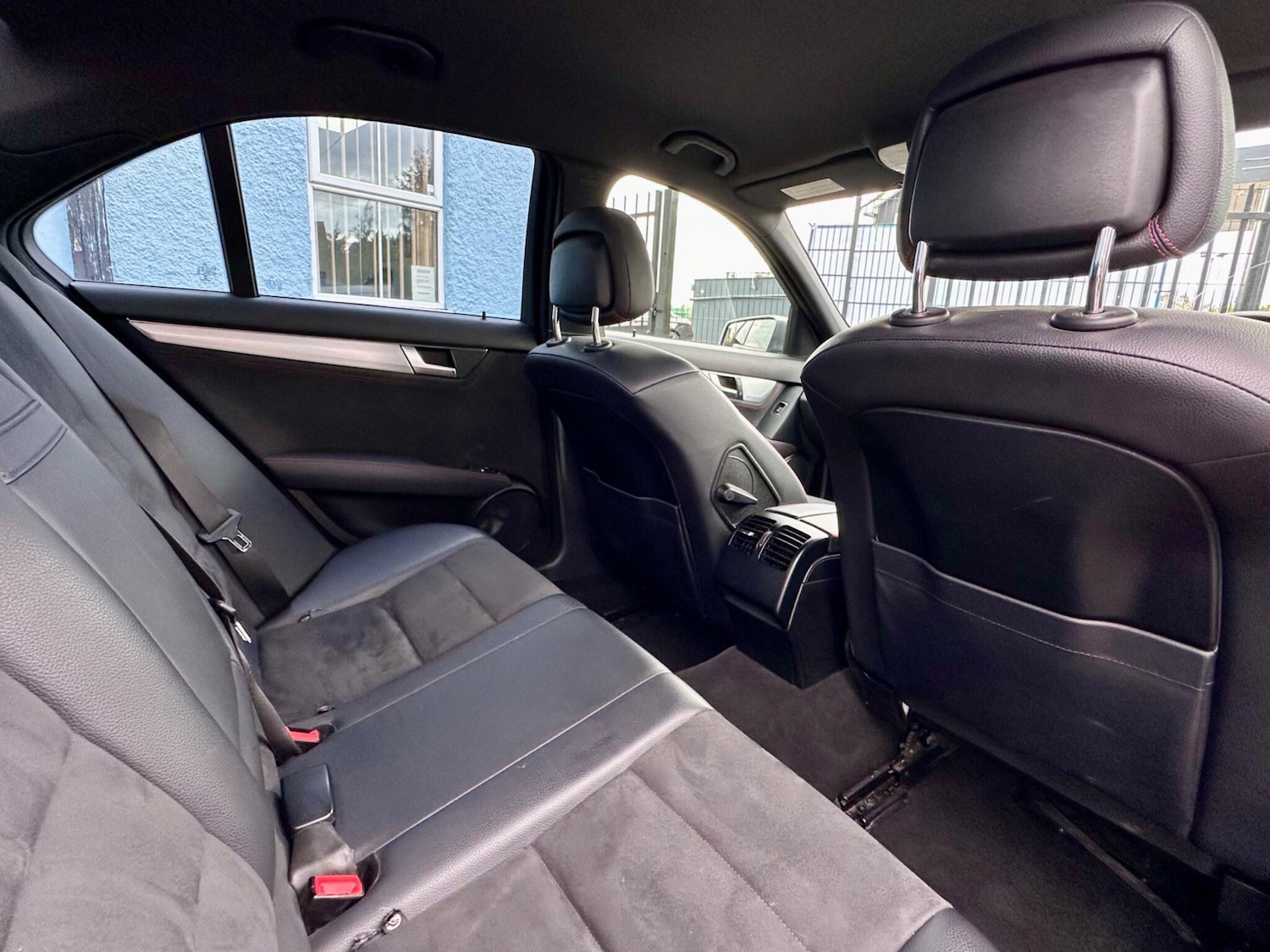 Used Mercedes-Benz C Class 2013 for sale - 76326258: Photo 26