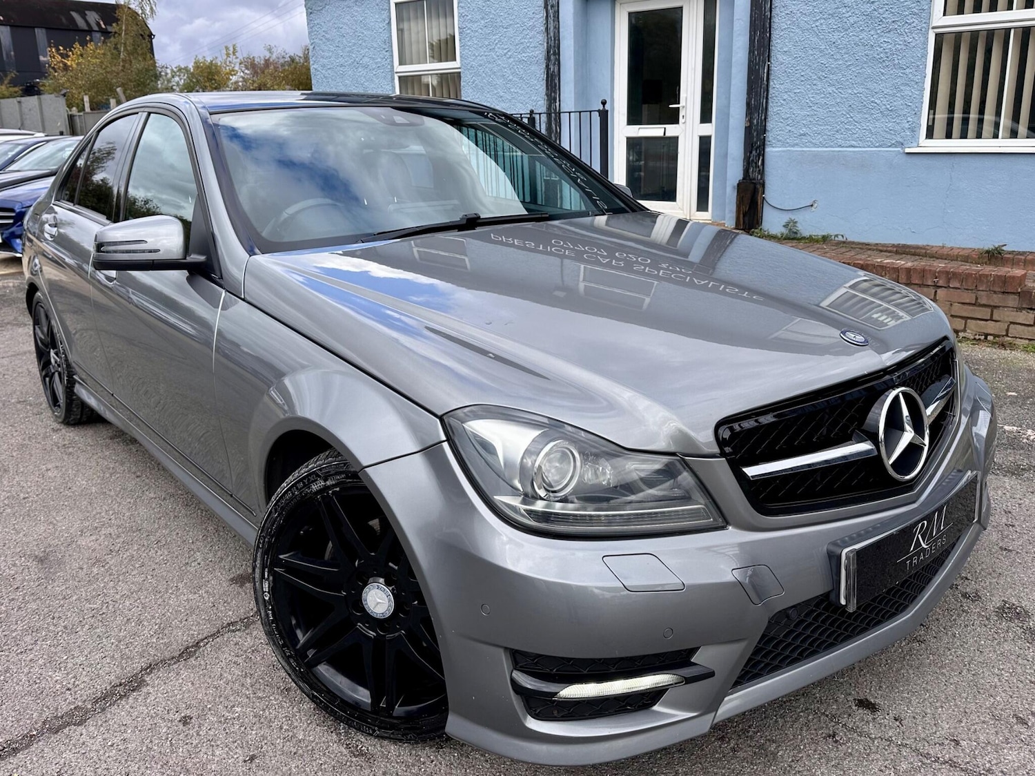 Used Mercedes-Benz C Class 2013 for sale - 76326258: Photo 3