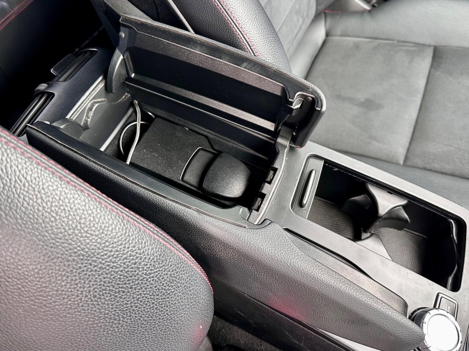 Used Mercedes-Benz C Class 2013 for sale - 76326258: Photo 49