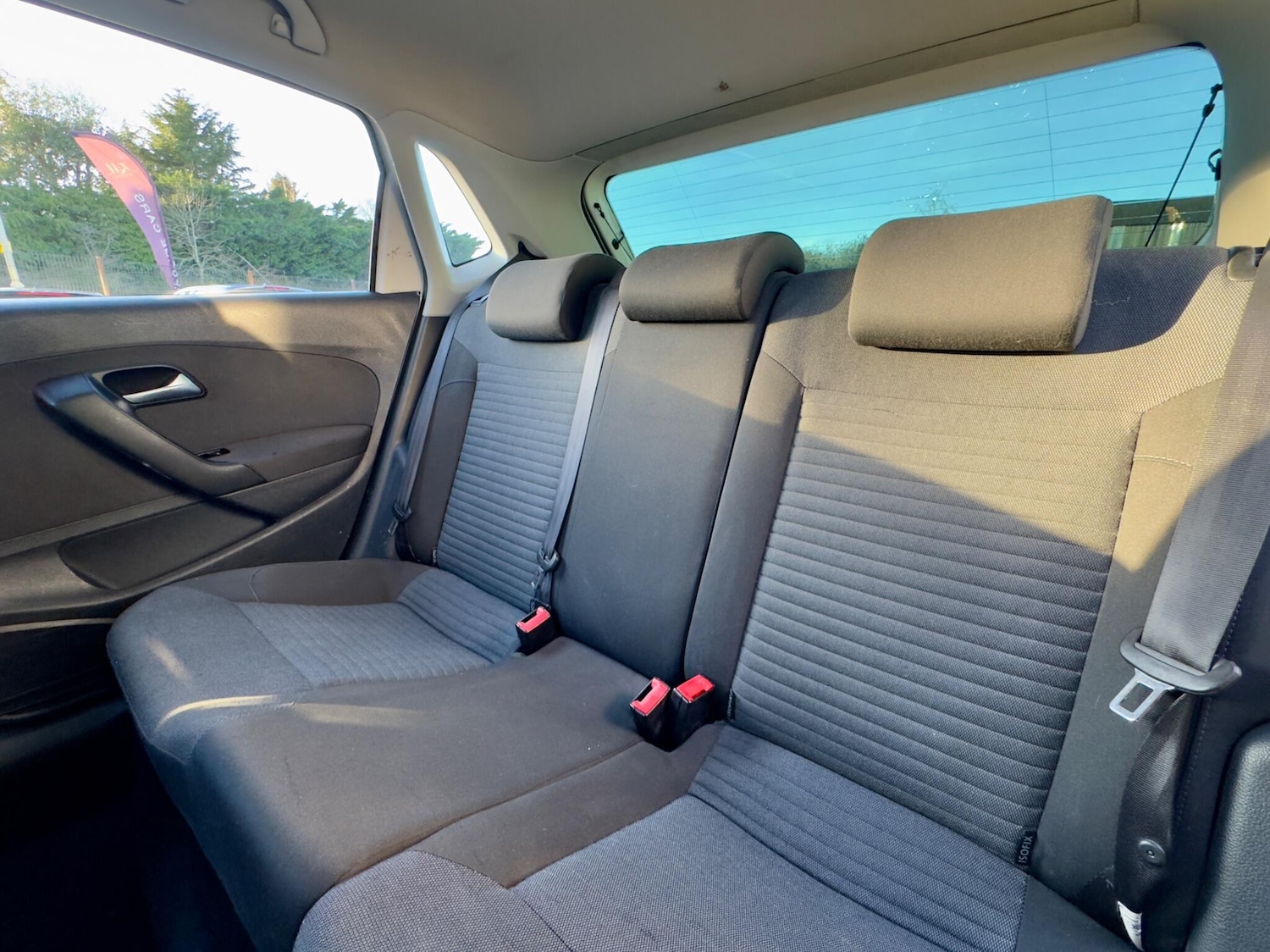 Used Volkswagen Polo 2011 for sale - 77460512: Photo 15