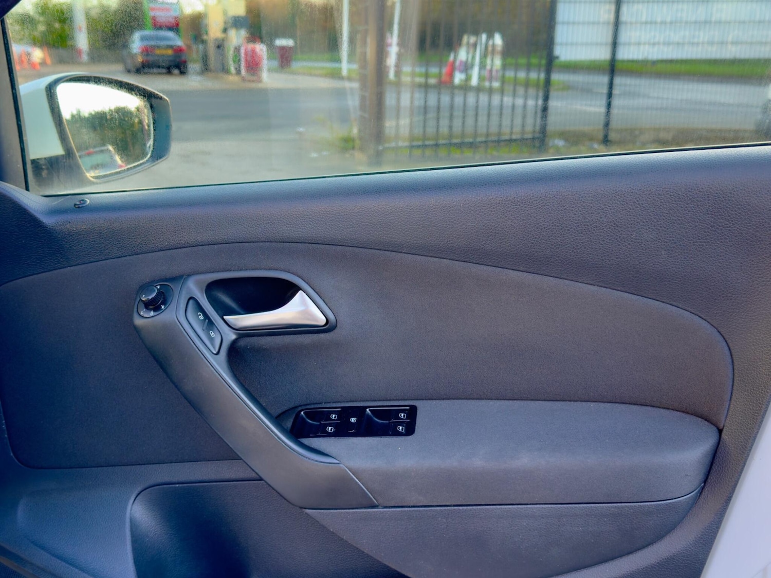 Used Volkswagen Polo 2011 for sale - 77460512: Photo 16