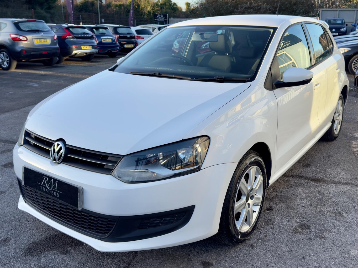 Used Volkswagen Polo 2011 for sale - 77460512: Photo 4