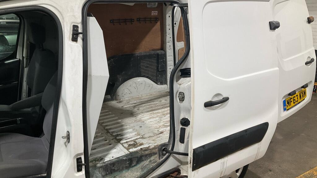 Used Peugeot Partner 2013 for sale - 77029444: Photo 6