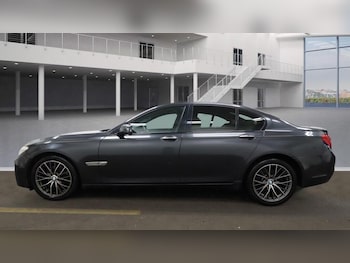 Used BMW 7 Series 2010 for sale - 77266712: Photo