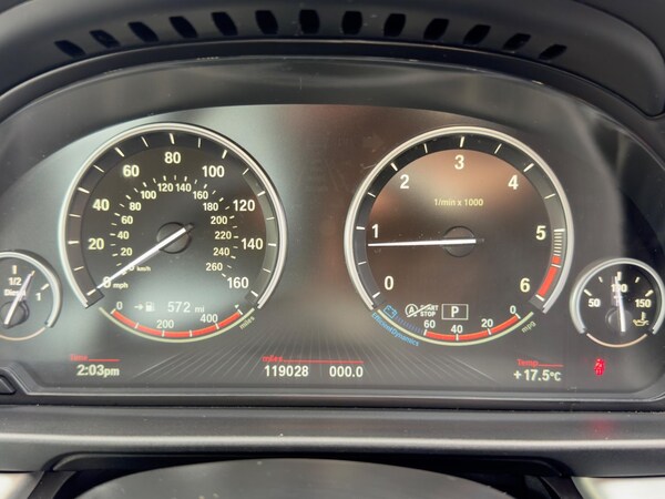 Used BMW 5 Series 2015 for sale - 76122088: Photo 25