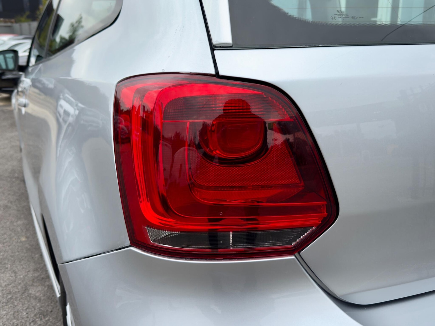 Used Volkswagen Polo 2011 for sale - 76020657: Photo 10