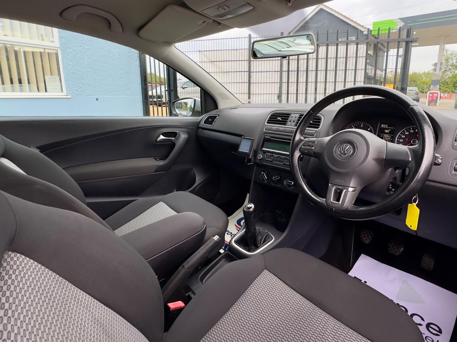 Used Volkswagen Polo 2011 for sale - 76020657: Photo 17