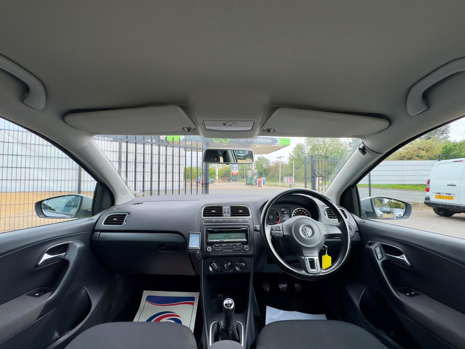 Used Volkswagen Polo 2011 for sale - 76020657: Photo 18