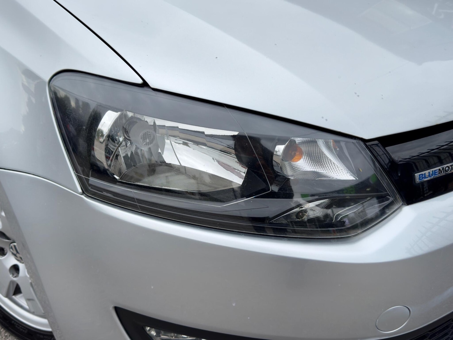 Used Volkswagen Polo 2011 for sale - 76020657: Photo 2