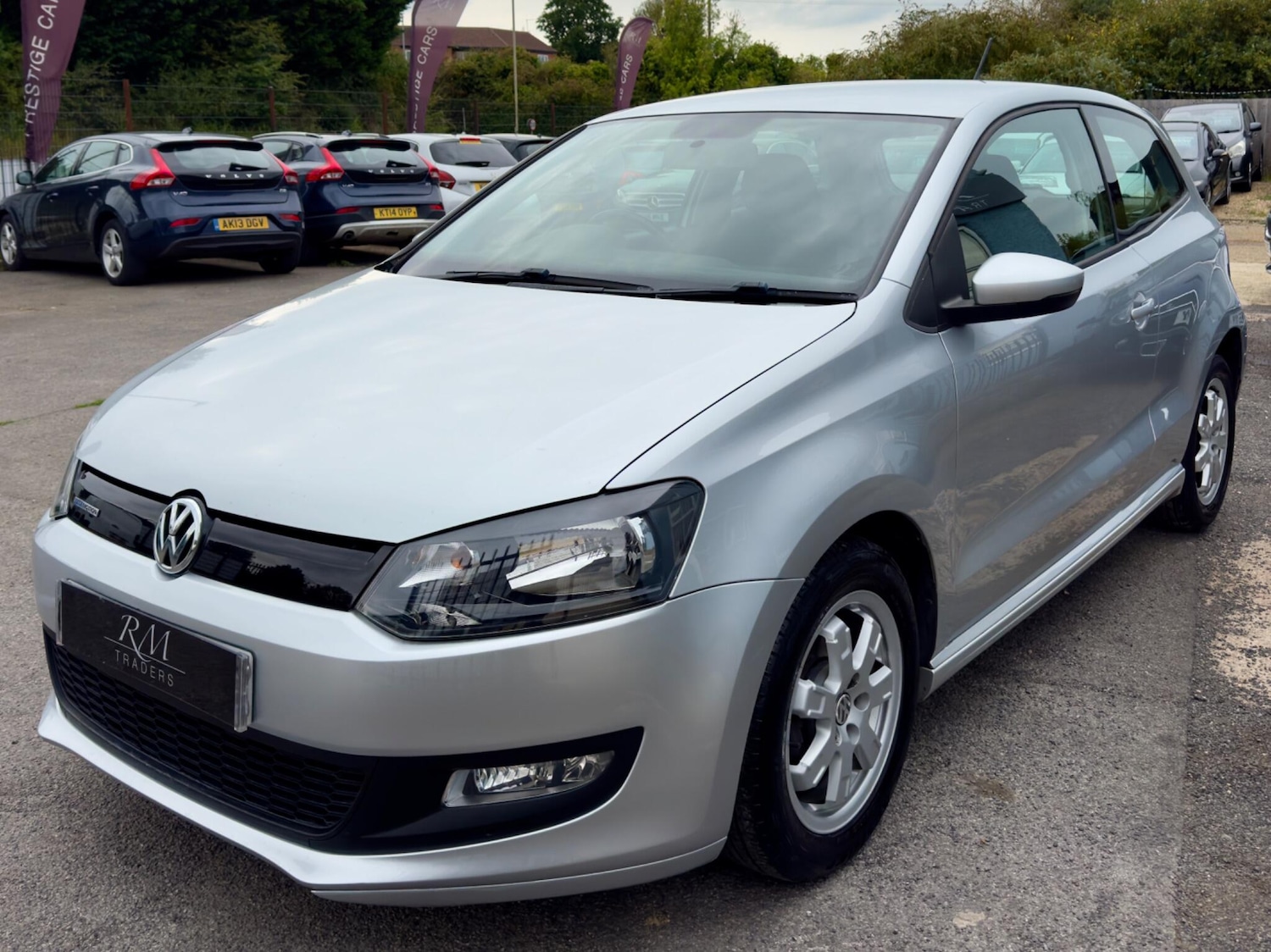 Used Volkswagen Polo 2011 for sale - 76020657: Photo 6