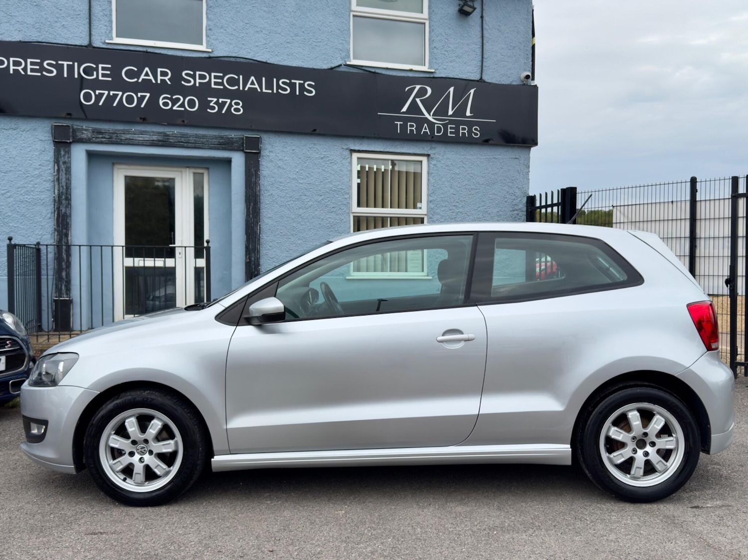 Used Volkswagen Polo 2011 for sale - 76020657: Photo 7