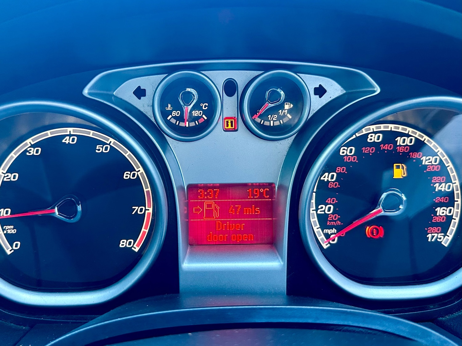 Used Ford Focus 2009 for sale - 77959381: Photo 21