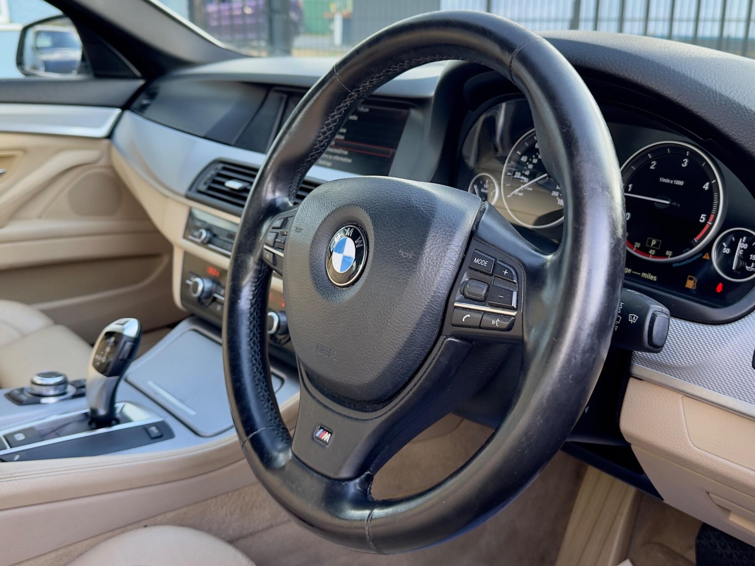 Used BMW 5 Series 2012 for sale - 76485102: Photo 28