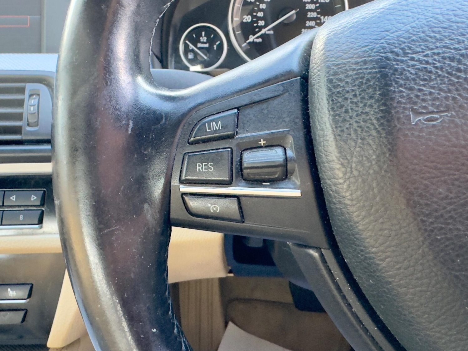 Used BMW 5 Series 2012 for sale - 76485102: Photo 31