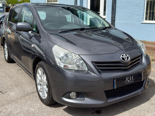 Used Toyota Verso 2010 for sale - 75060595: Photo 3