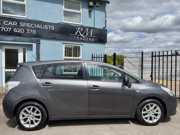 Used Toyota Verso 2010 for sale - 75060595: Photo 7