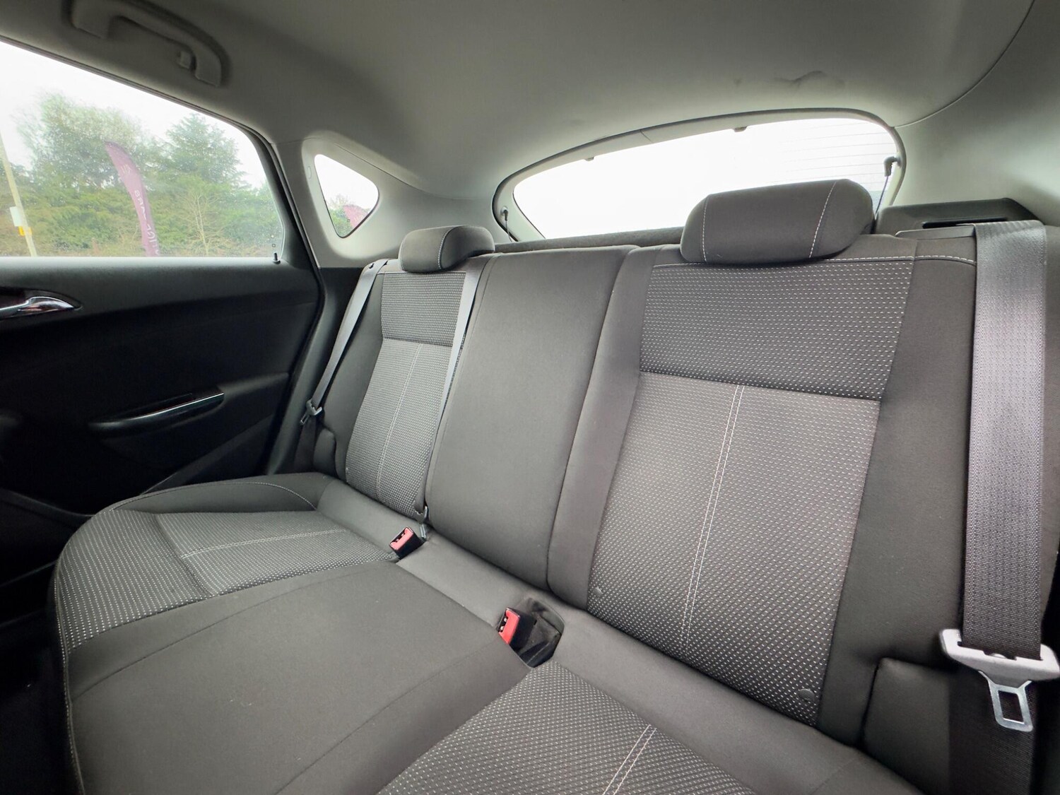 Used Vauxhall Astra 2013 for sale - 77460514: Photo 18