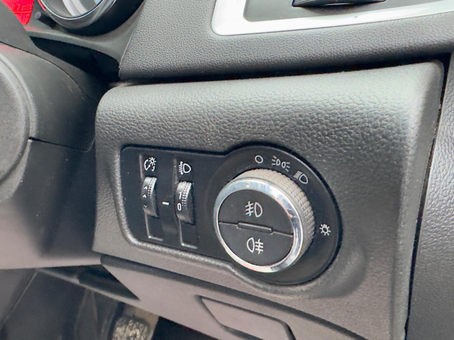 Used Vauxhall Astra 2013 for sale - 77460514: Photo 22