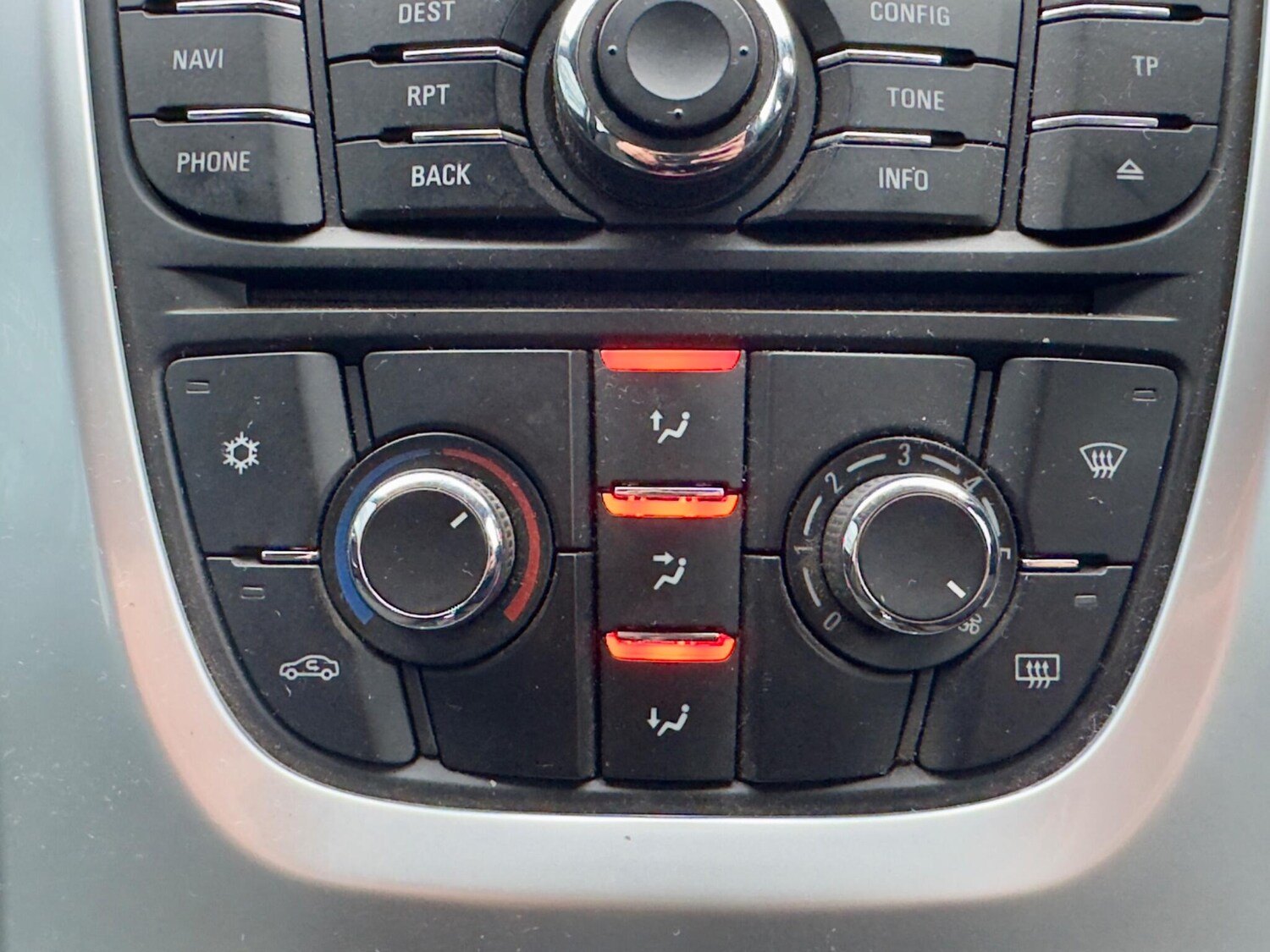 Used Vauxhall Astra 2013 for sale - 77460514: Photo 33